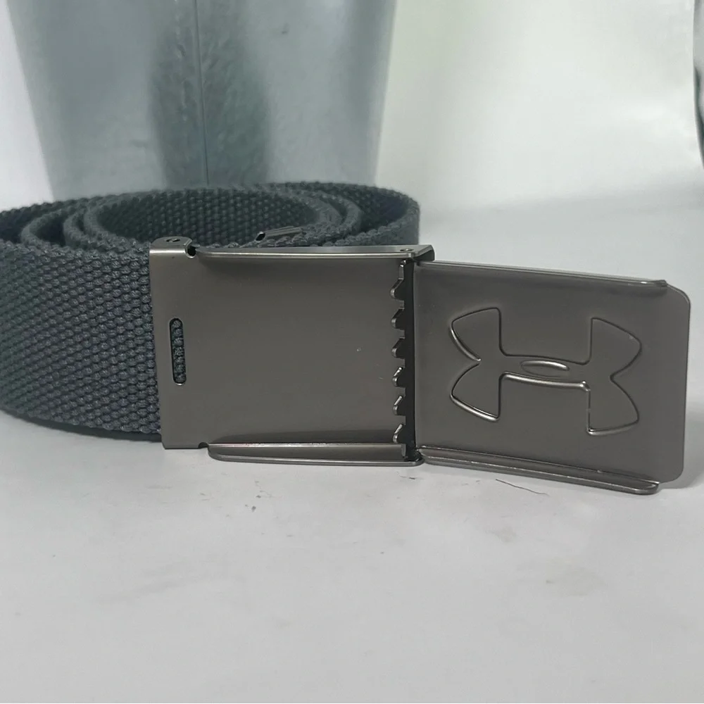 Under Armour Youth Golf Belt Gray with‎ Silver Buckle Adjustable No Holes